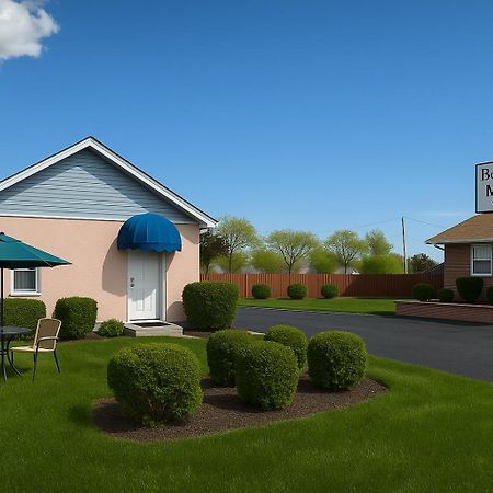 Boulevard Inn Amherst Exterior photo